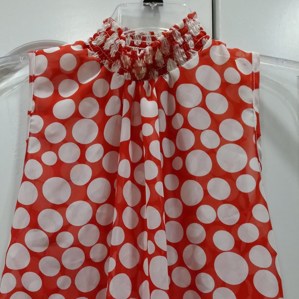 NY Invasion NWOT Plus Polkadot Chiffon Top